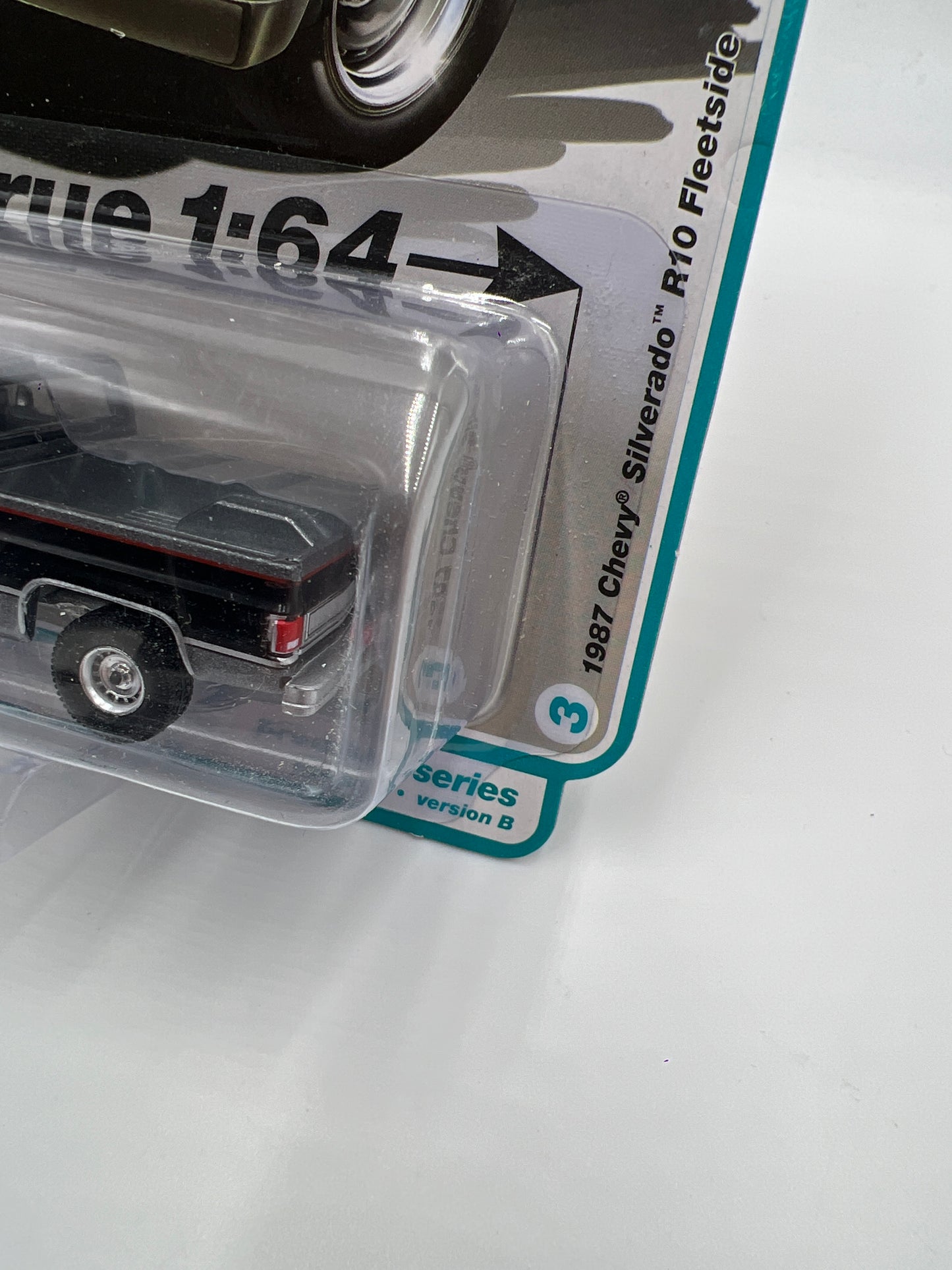 Auto World Muscle Trucks Release 2 Version B 1987 Chevy Silverado R10 Fleetside Gray/Black
