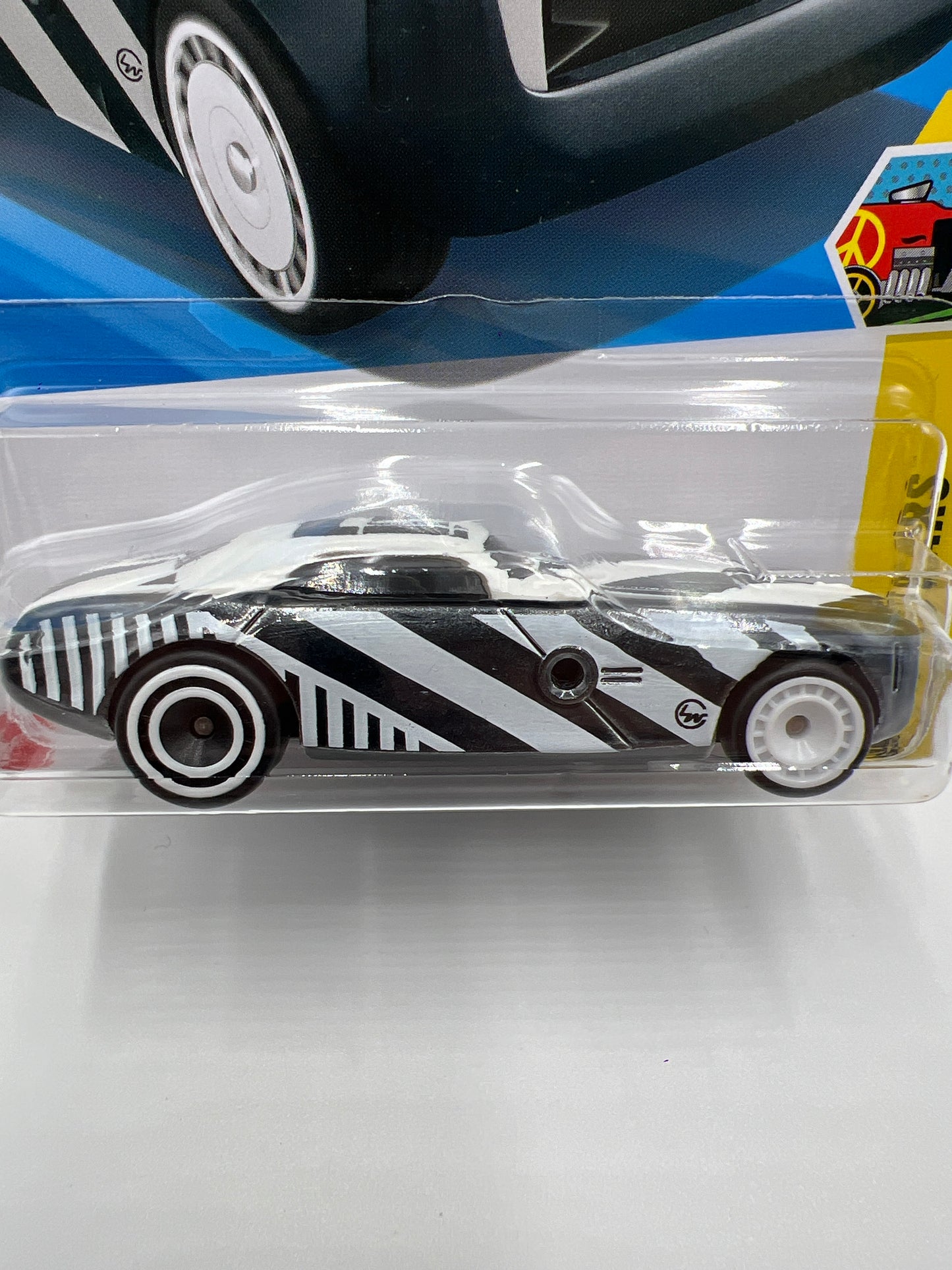 2025 Hot Wheels C Case Super Treasure Hunt #61 Hi-Roller II Black/White W/Protector #3