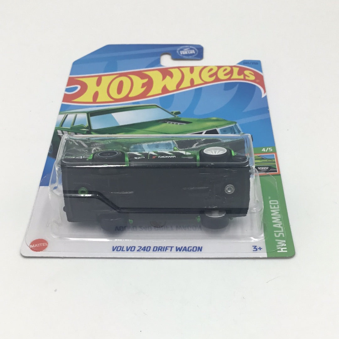 2023 hot wheels super treasure hunt Volvo 240 Drift Wagon W