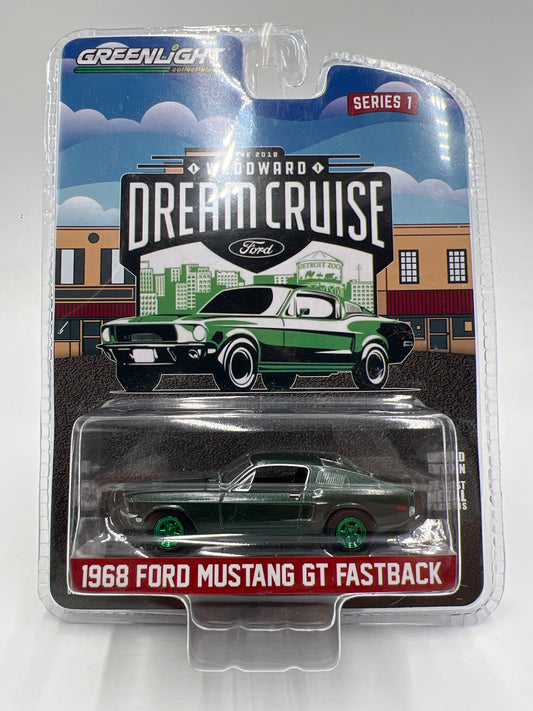 Greenlight Woodward Dream Cruise Series 1 CHASE 1968 Ford Mustang GT Fastback Green