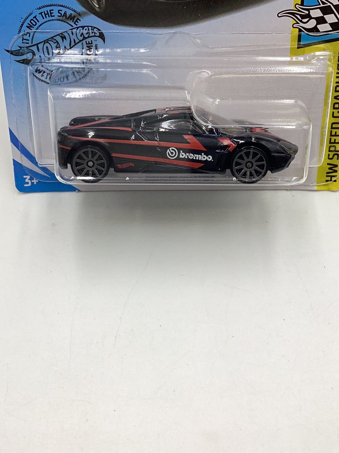 2019 Hot wheels #148 Pagani Huayra factory sealed black 104A