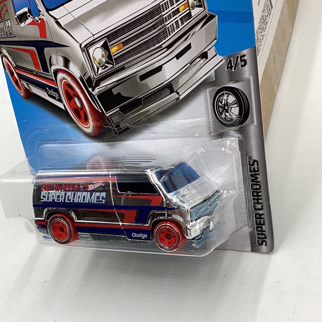 2019 Hot wheels #23 Custom 77 Dodge Van chrome 43E