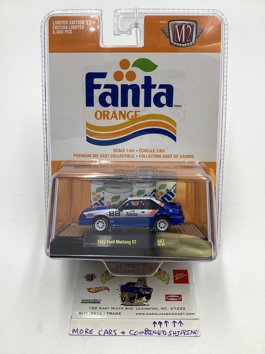 M2 Machines Fanta 1988 Ford Mustang GT Blue/White A07 203E