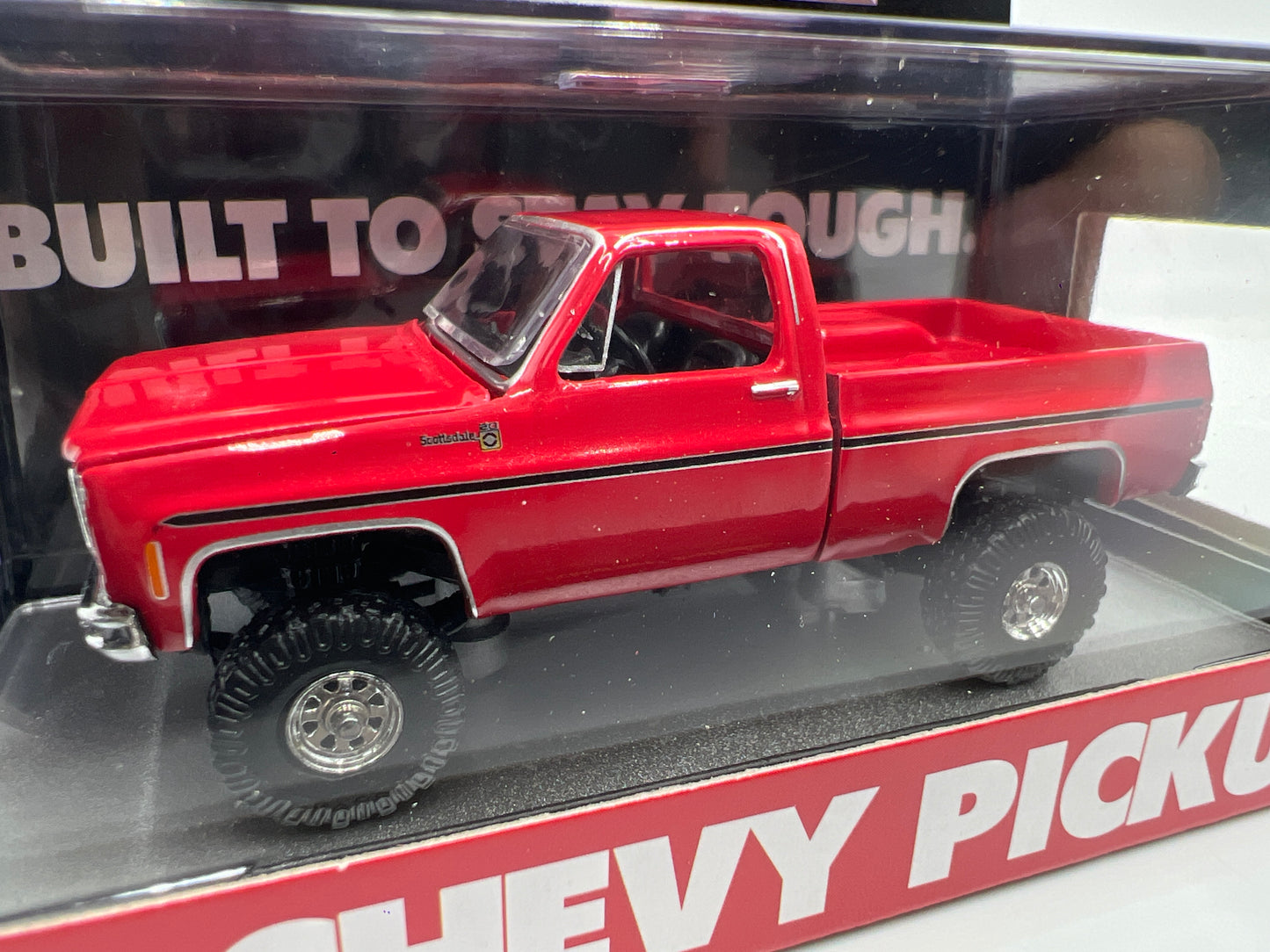 M2 Machines 1979 Chevrolet Scottsdale Red R104