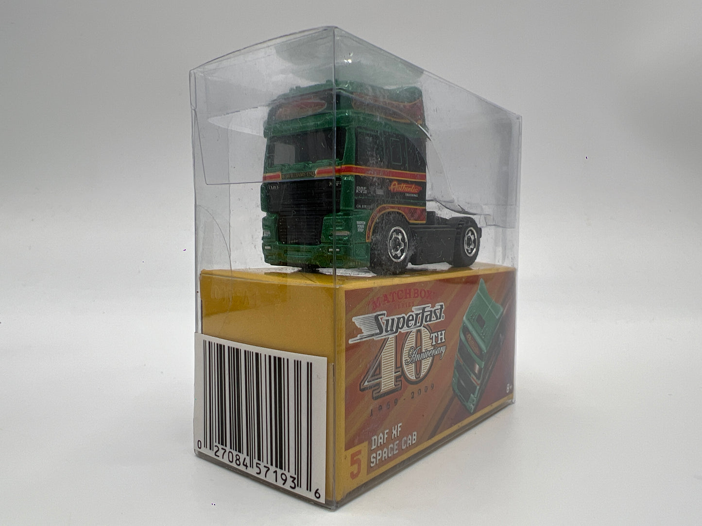 Matchbox Superfast 40th Anniversary #5 Daf XF Space Cab Green