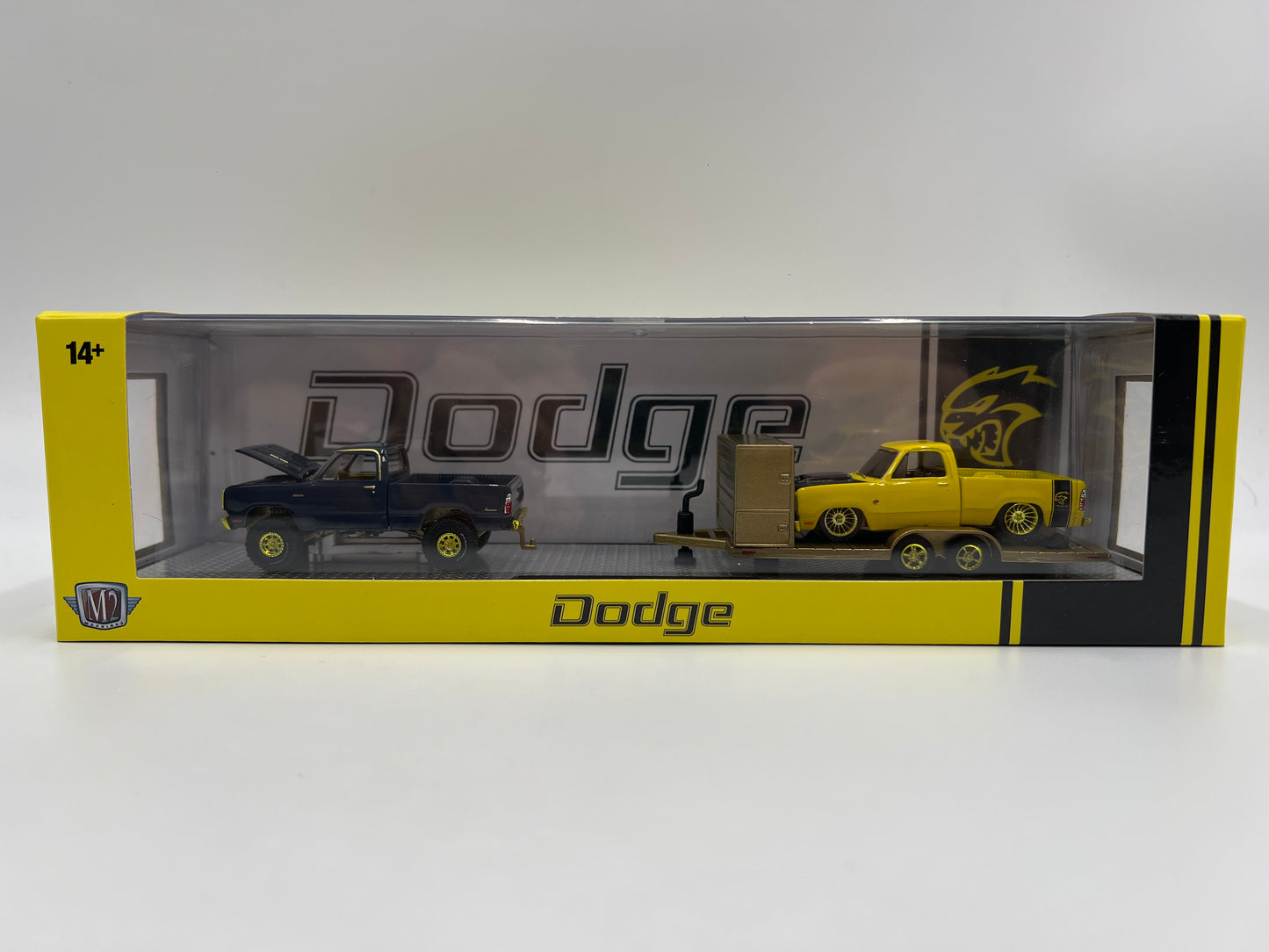 M2 Machines Haulers CHASE 1974 Dodge W200 Power Wagon 1978 Dodge Adventurer R82