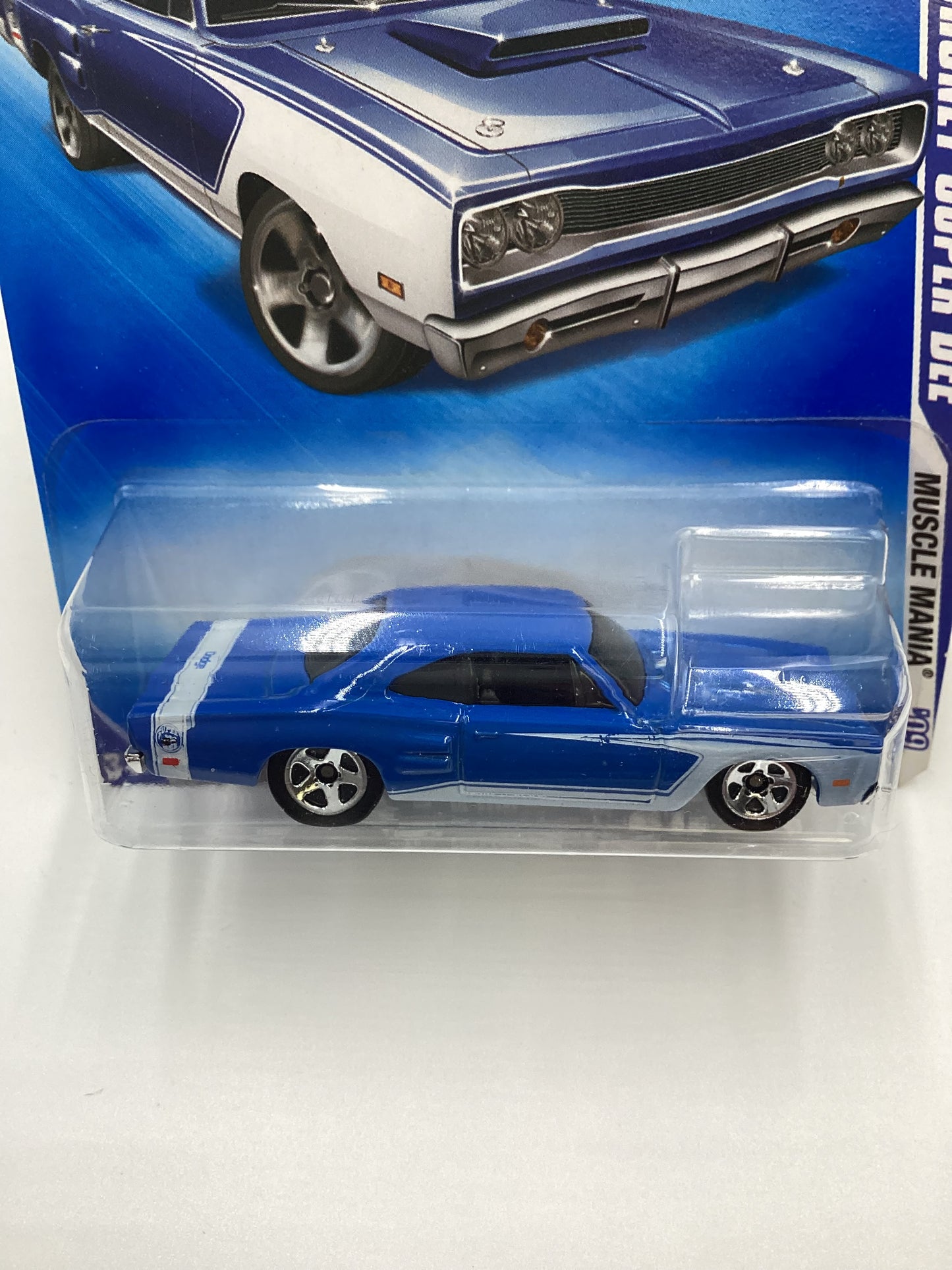 2009 Hot Wheels #083 69 Dodge Coronet Super Bee Blue 59C
