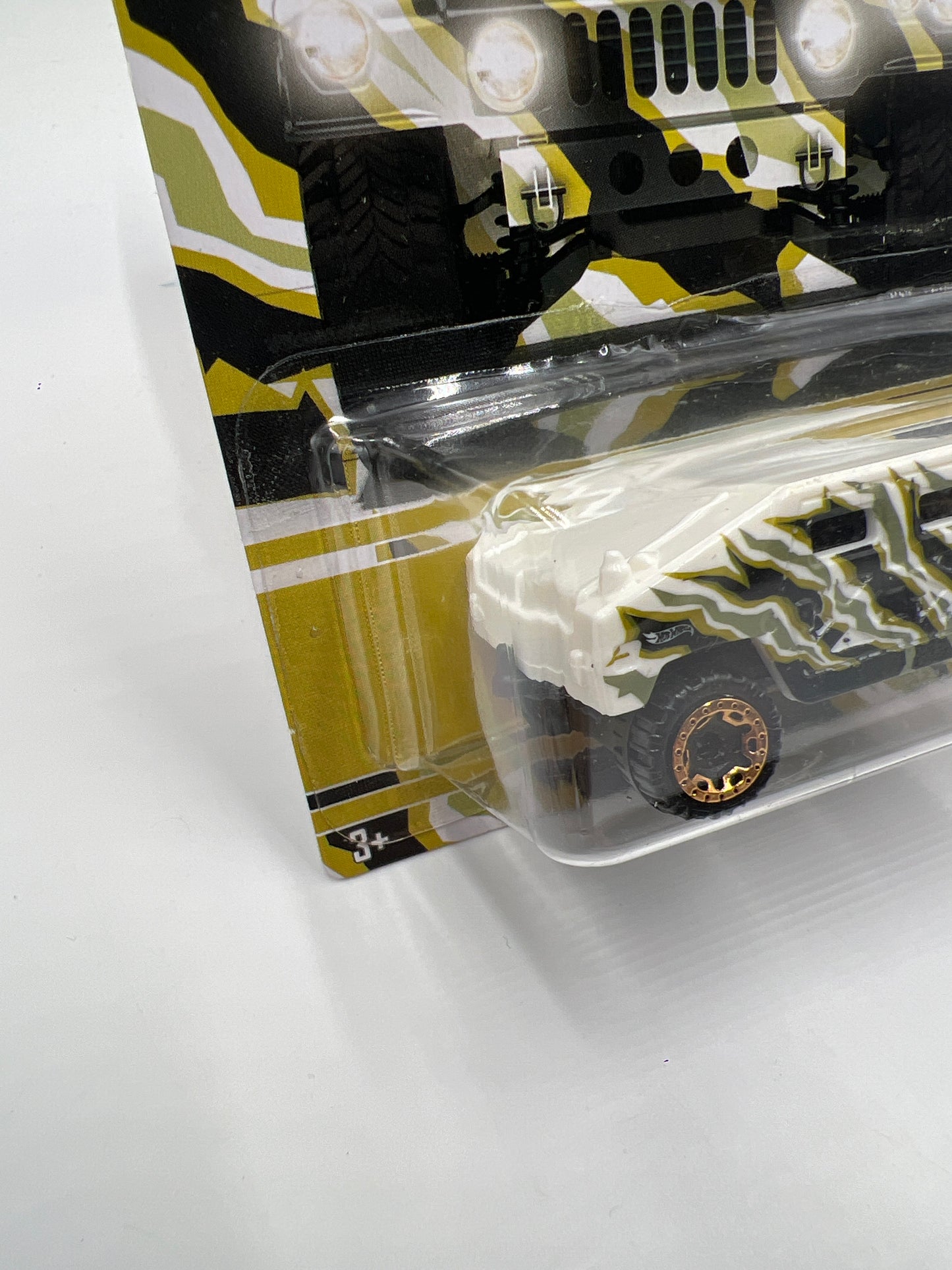 Hot Wheels Walmart Camouflage Series #2 Humvee White 161E