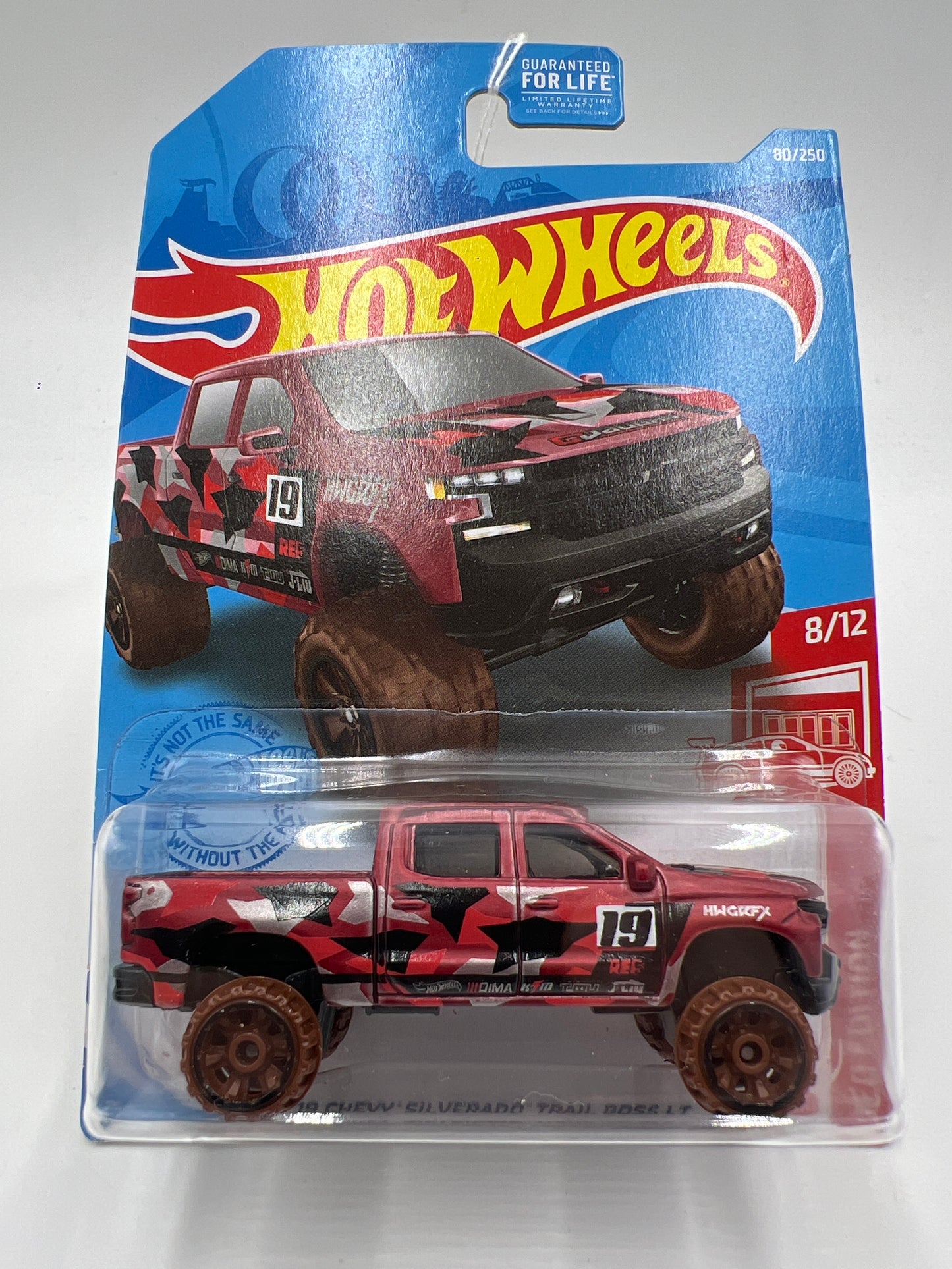 2021 Hot Wheels Target Exclusive Red Edition #80 19 Chevy Silverado Trail Boss LT Red 148B
