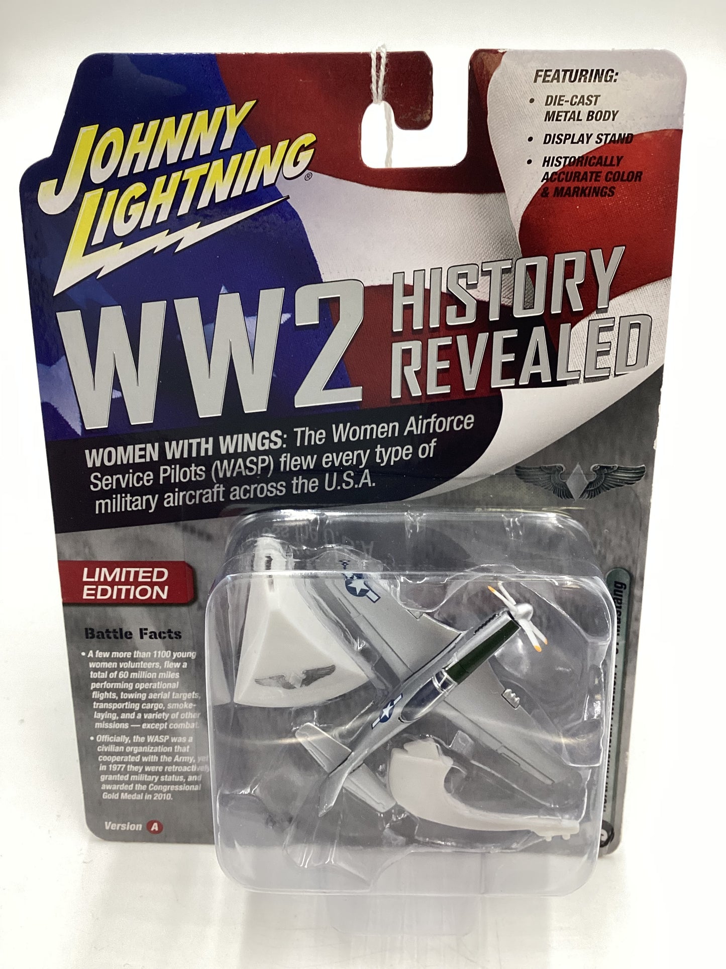 Johnny Lightning WW2 History Revealed Release 1 Version A North American Aviation P-51 Mustang White Lightning Chase