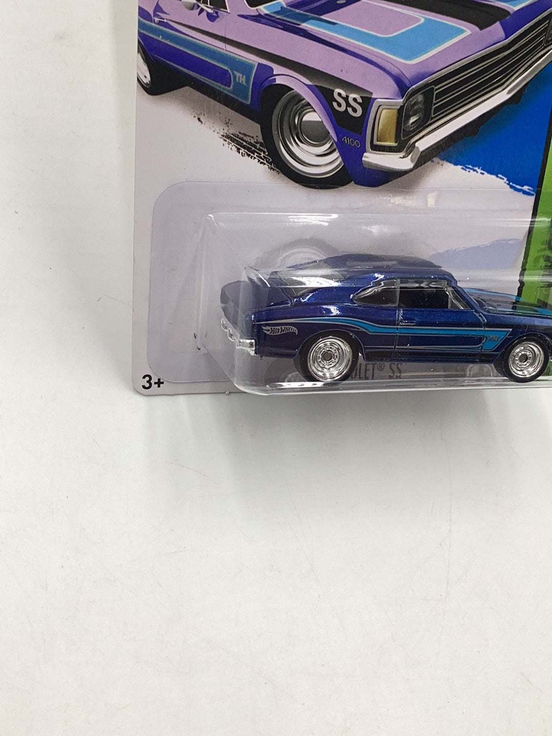 2014 hot wheels super treasure hunt Chevrolet SS W/Protector