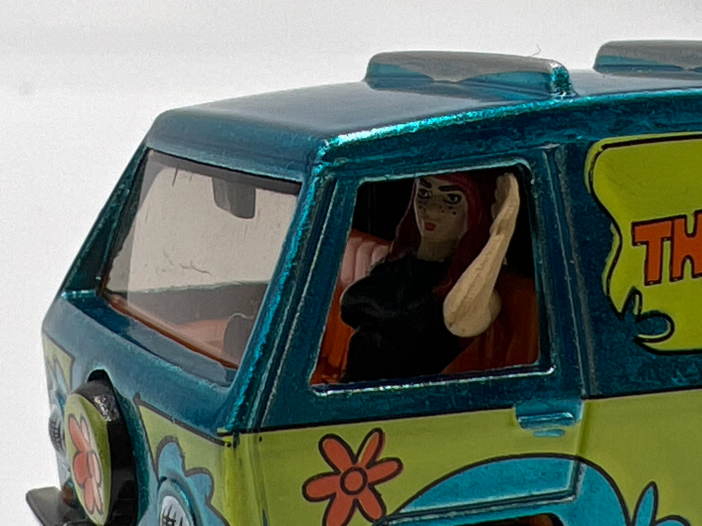 Hot Wheels iD Mystery Machine CUSTOM W/Figurine