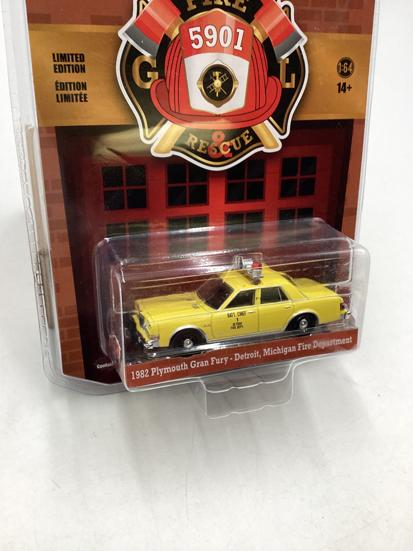 Greenlight Fire and Rescue Series 2 1982 Plymouth Gran Fury Detroit Michigan Fire Department 177G