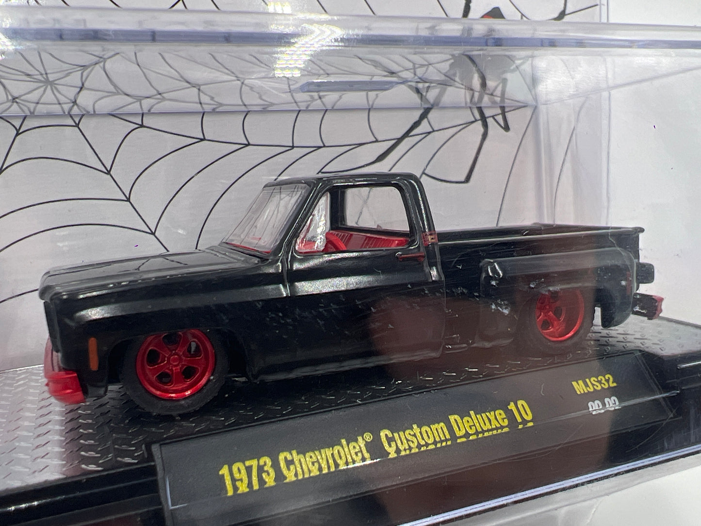 M2 Machines MiJo Exclusives CHASE 1/500 1973 Chevrolet Custom Deluxe 10 MJS32