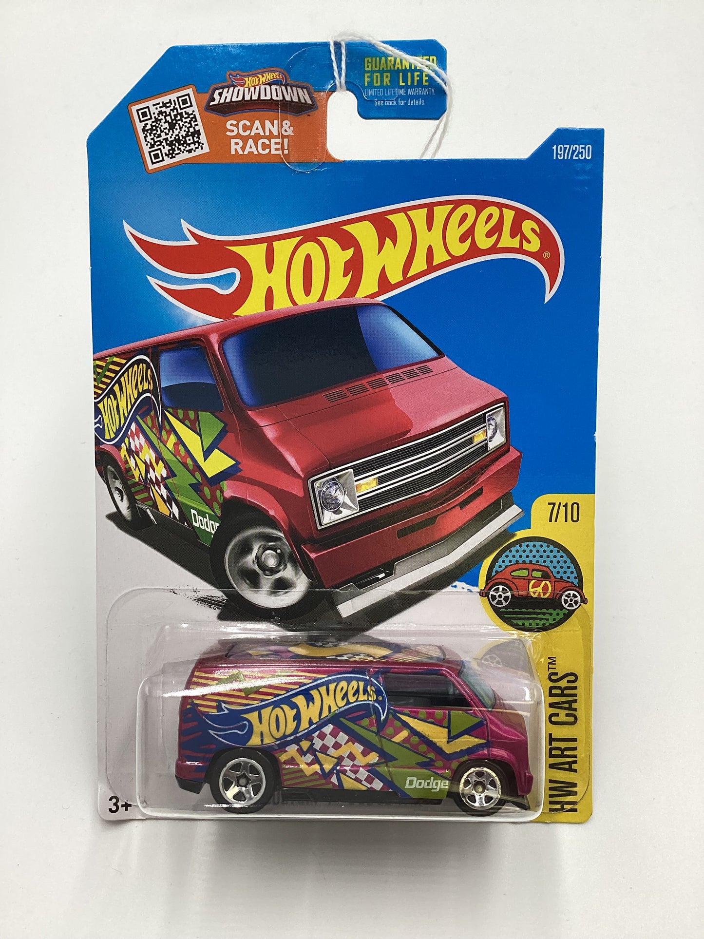 2016 Hot Wheels #197 Custom 77 Dodge Van magenta 38C