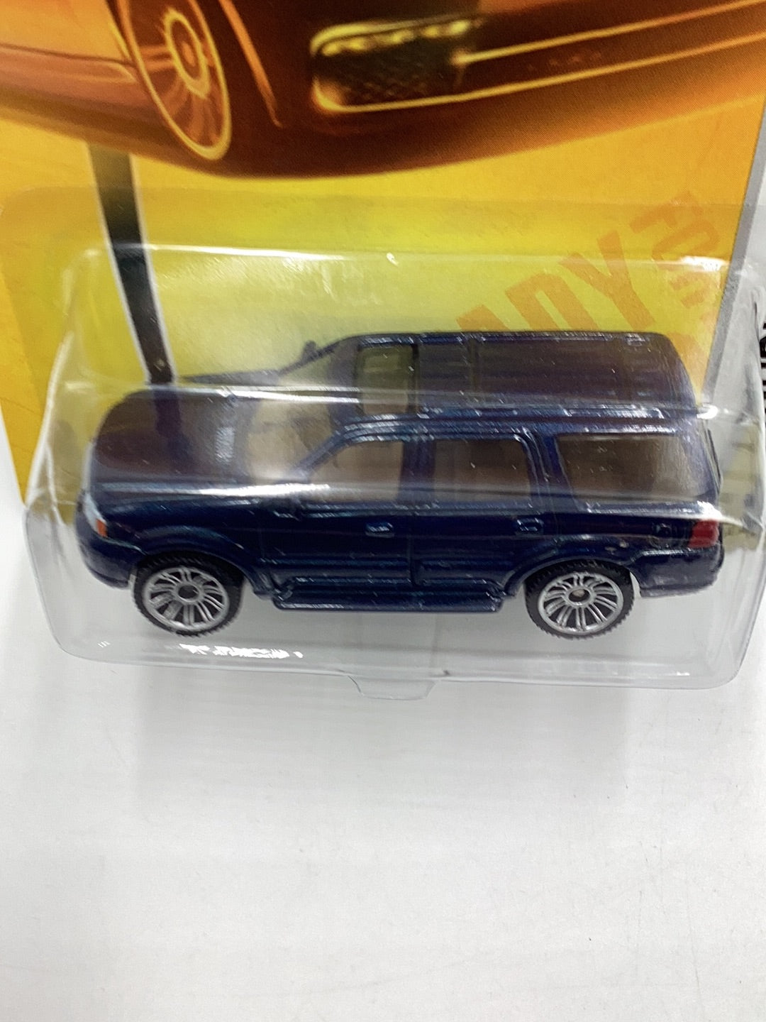 Matchbox #41 Lincoln Navigator 213A