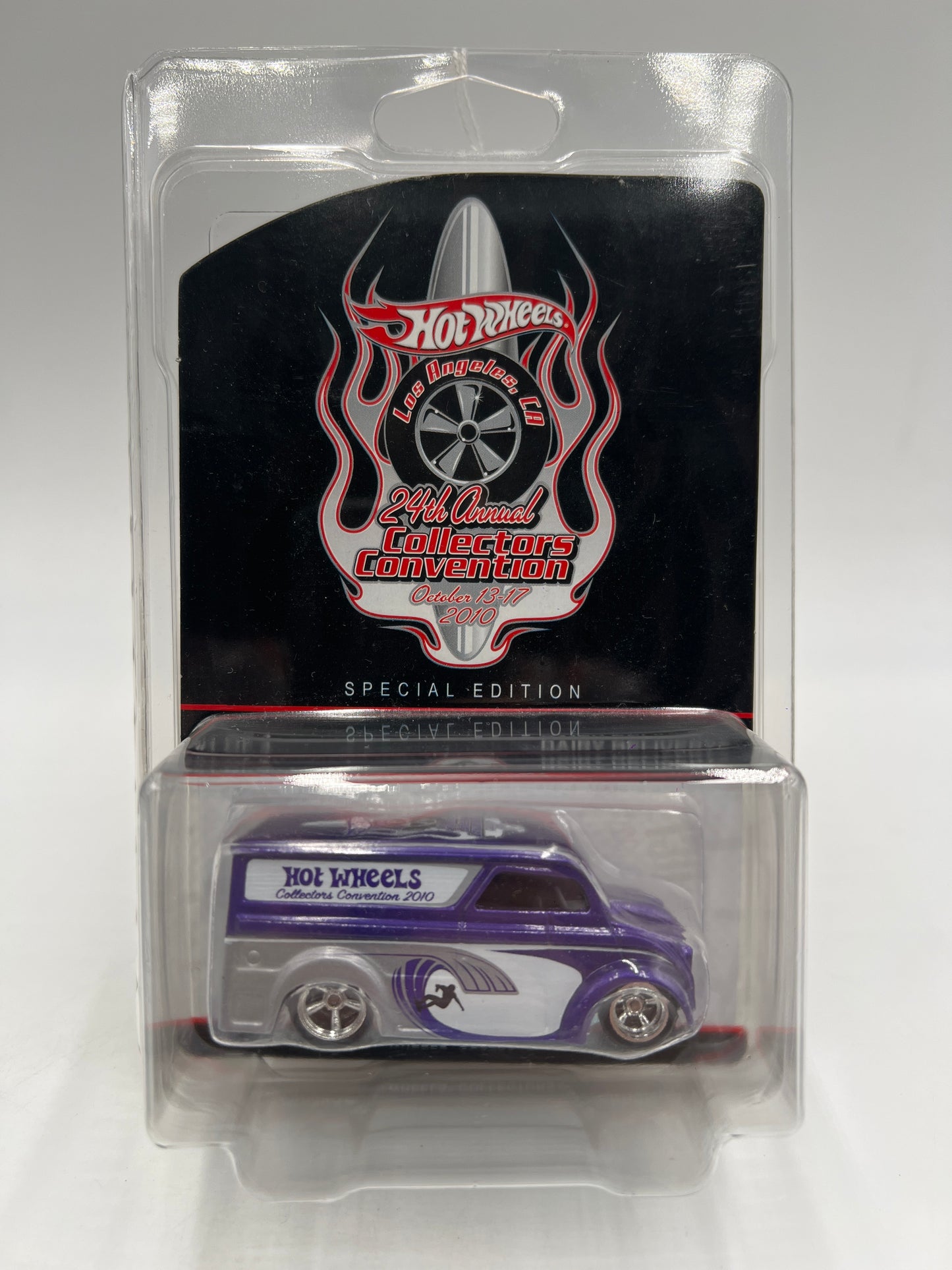 2010 Hot Wheels 24th Annual Collectors Convention LA #823/2400 Dairy Delivery W/Protector