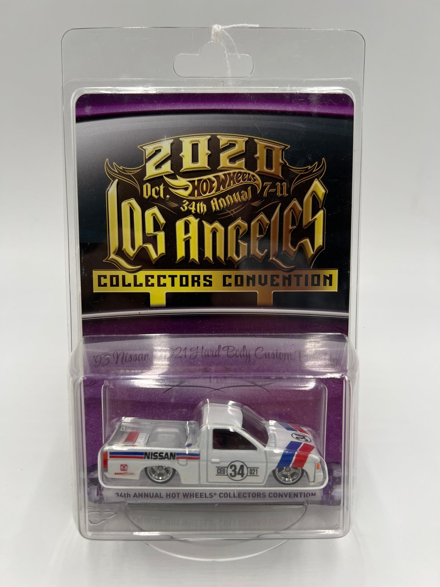 2020 Hot Wheels 34th Annual Collectors Convention #1155/6700 93 Nissan D21 Hard Body Custom White W/Protector