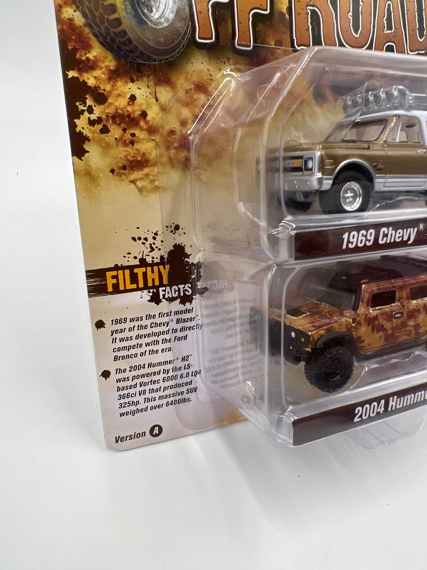 Johnny Lightning 2 Pack Off Road 1969 Chevy K10 Blazer & 2004 Hummer H2 217F