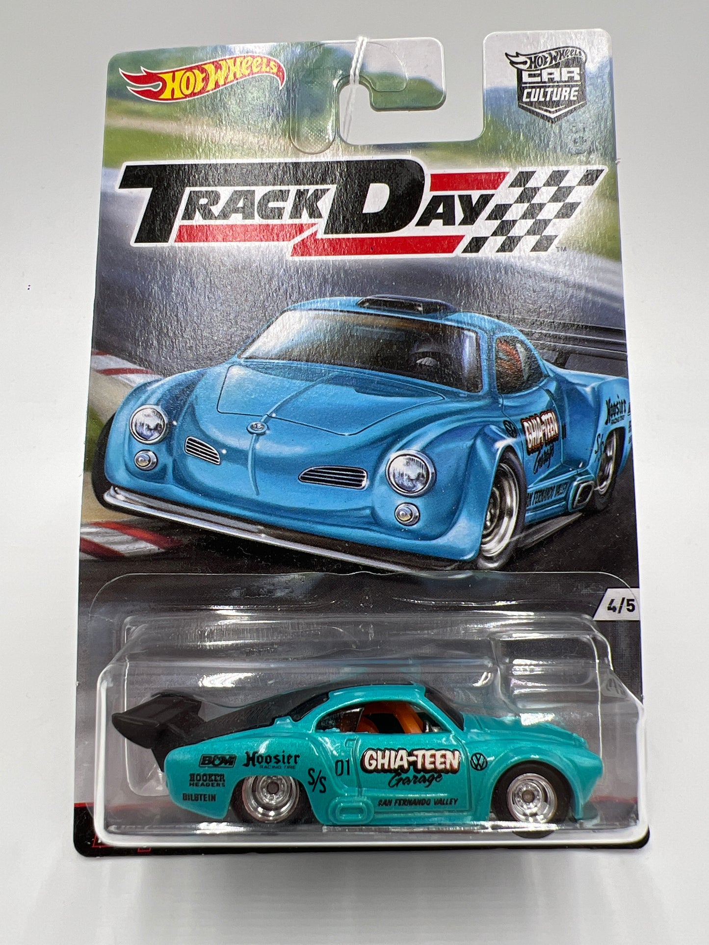 Hot Wheels Car Culture Track Day #4 Volkswagen Karmann Ghia Blue