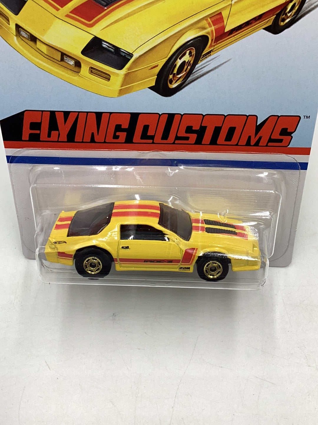 Hot wheels 2022 Flying Customs 85 Chevrolet Camaro IROC-Z 155G