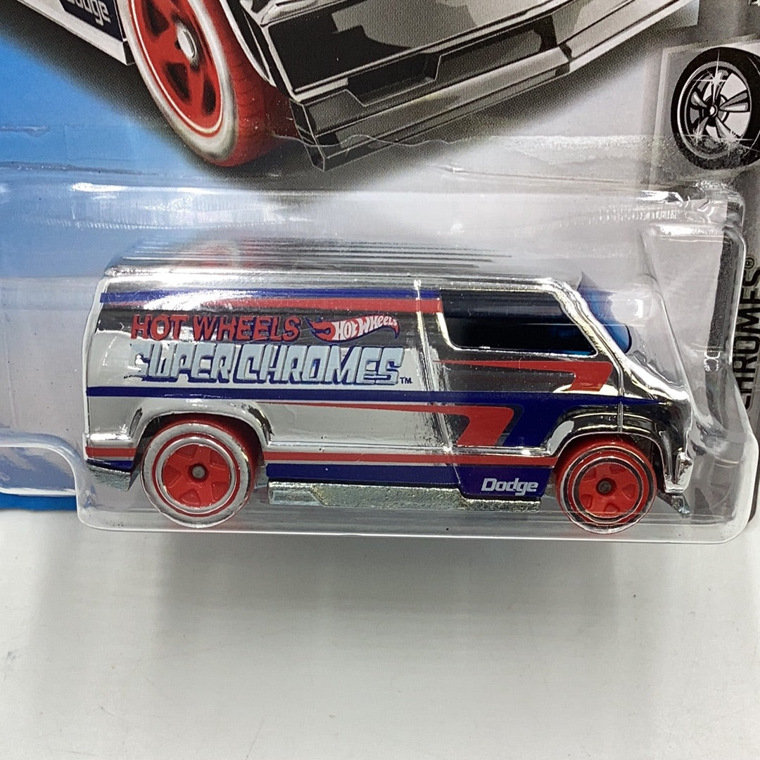 2019 Hot wheels #23 Custom 77 Dodge Van chrome 43E