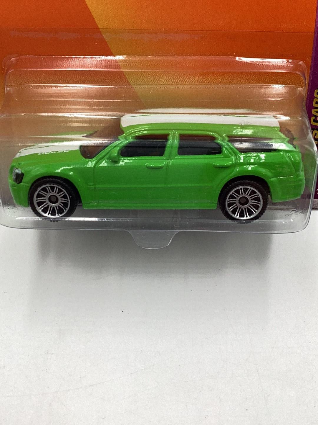 Matchbox 2010 #9 Dodge Magnum green 57A