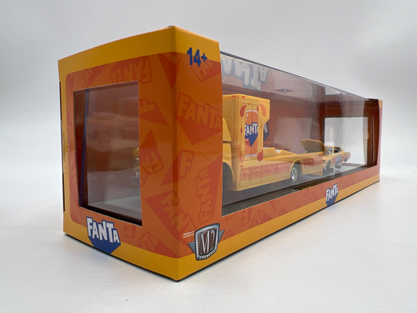 2025 M2 Machines Auto Haulers Fanta 1970 Ford C-950 & 1970 Ford Mustang Custom TW37