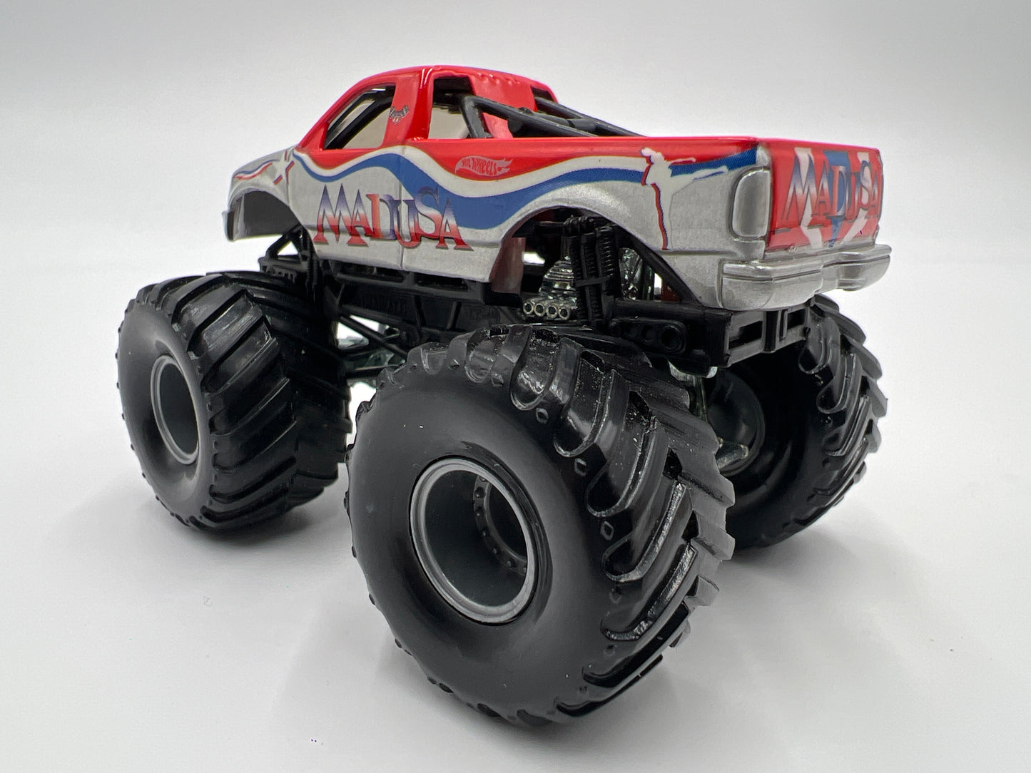 Hot Wheels 1:64 Monster Jam Small Wheel/Metal Base Madusa Loose