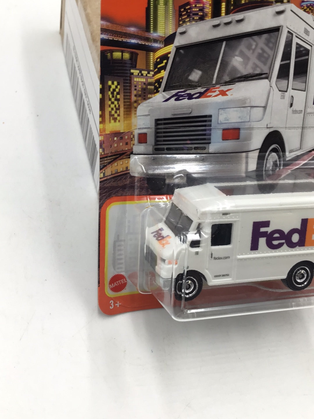 2022 matchbox #56 Express Delivery Fed Ex VV8