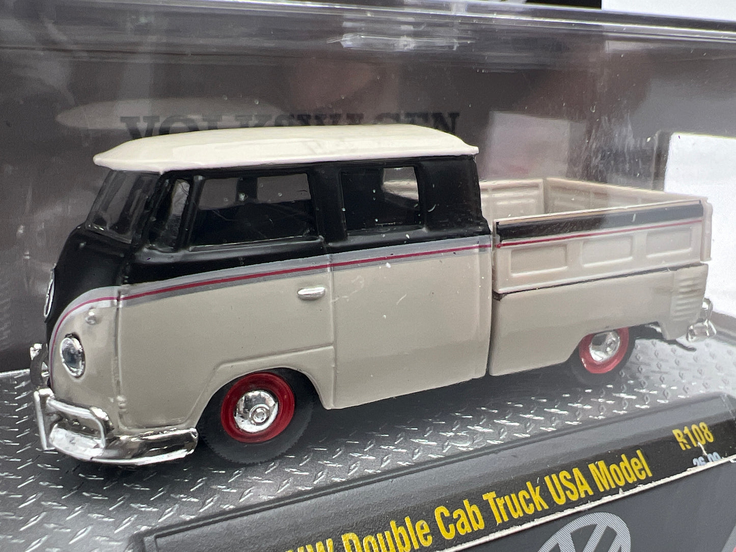 M2 Machines R108 1959 VW Double Cab Truck USA Model