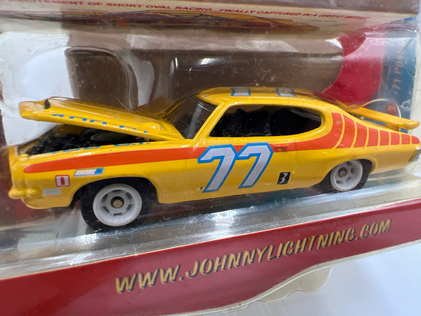 Johnny Lightning Classic Plastic R1 #2 71 Pontiac GTO Super Stocker Yellow 232C