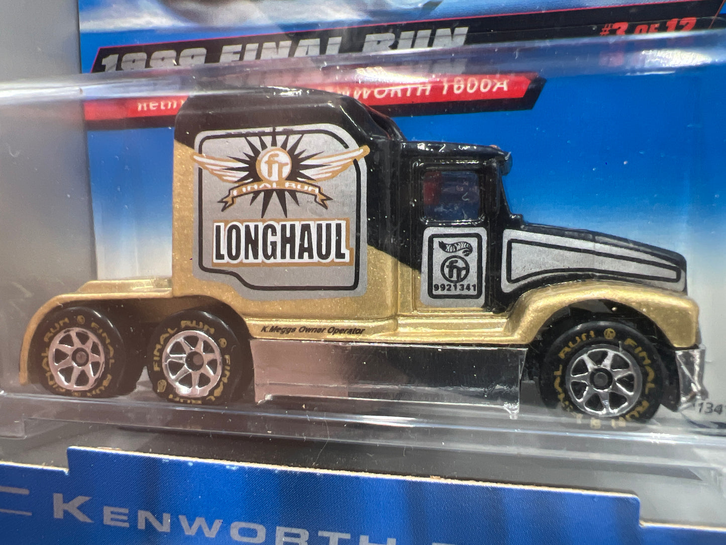 1999 Hot Wheels Final Run #3 Kenworth T600A Black/Gold