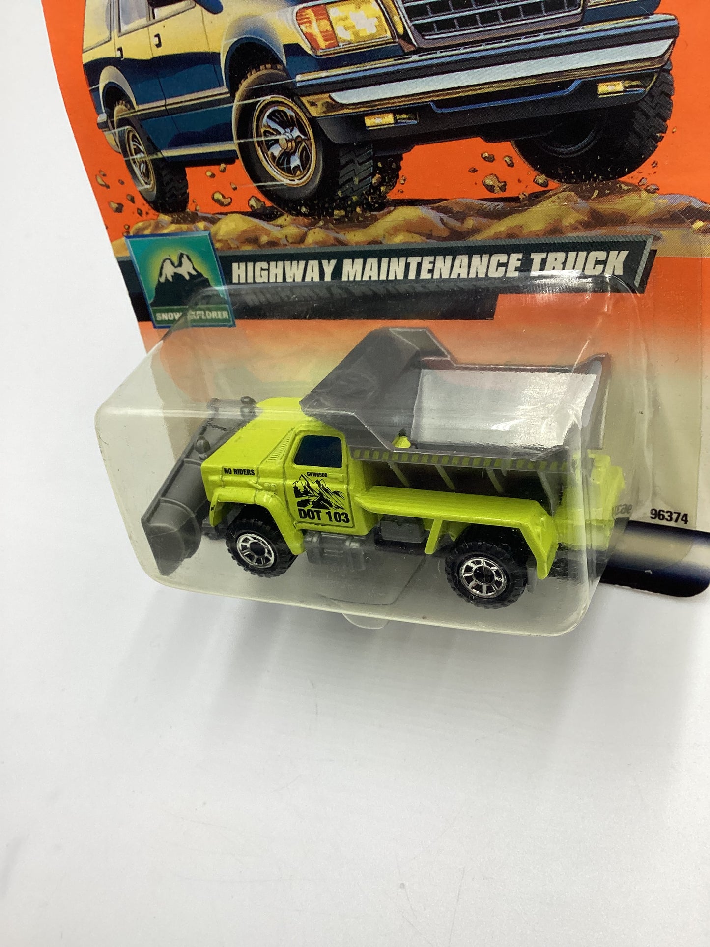 2000 Matchbox #79 Highway Maintenance Truck Yellow 206E