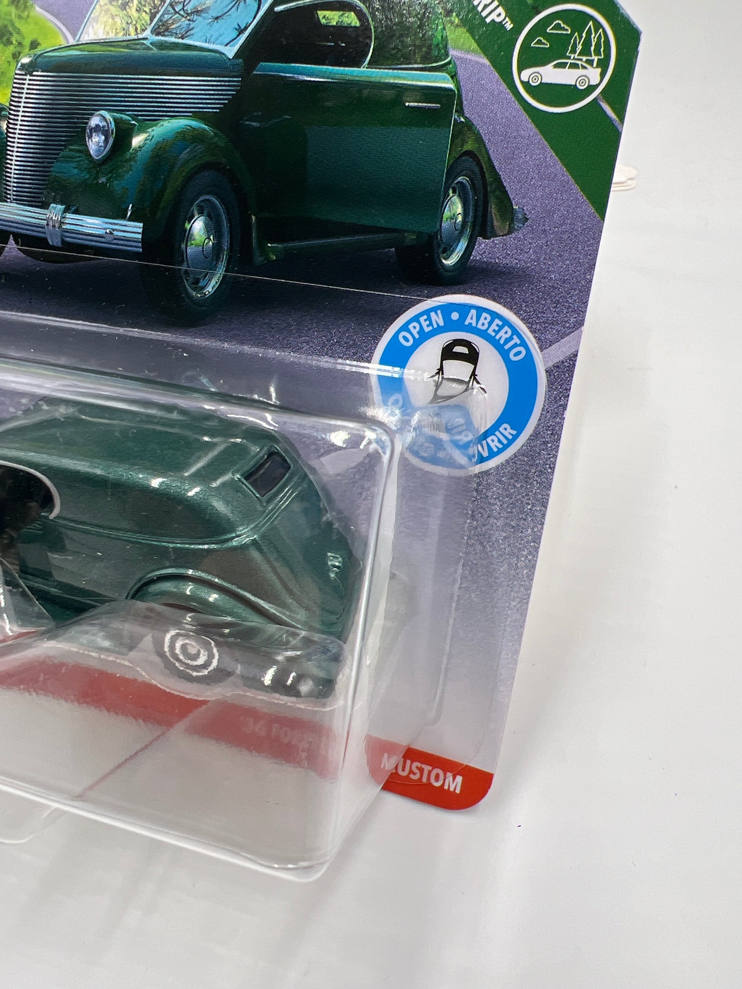 Matchbox Moving Parts MBX Road Trip 36 Ford Sedan Custom Green 168R