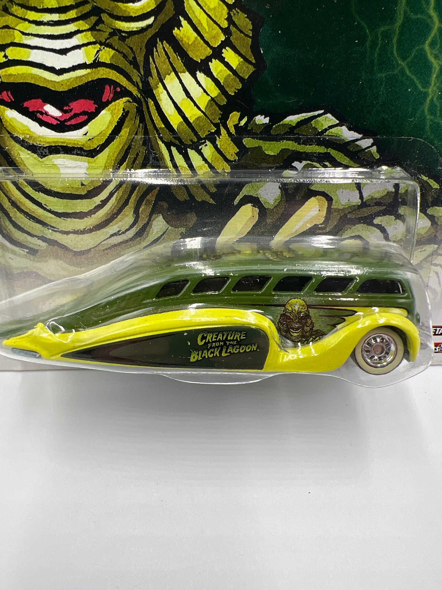 Hot Wheels Premium Universal Studios Monsters Creature From The Black Lagoon Low Flow Green 268A