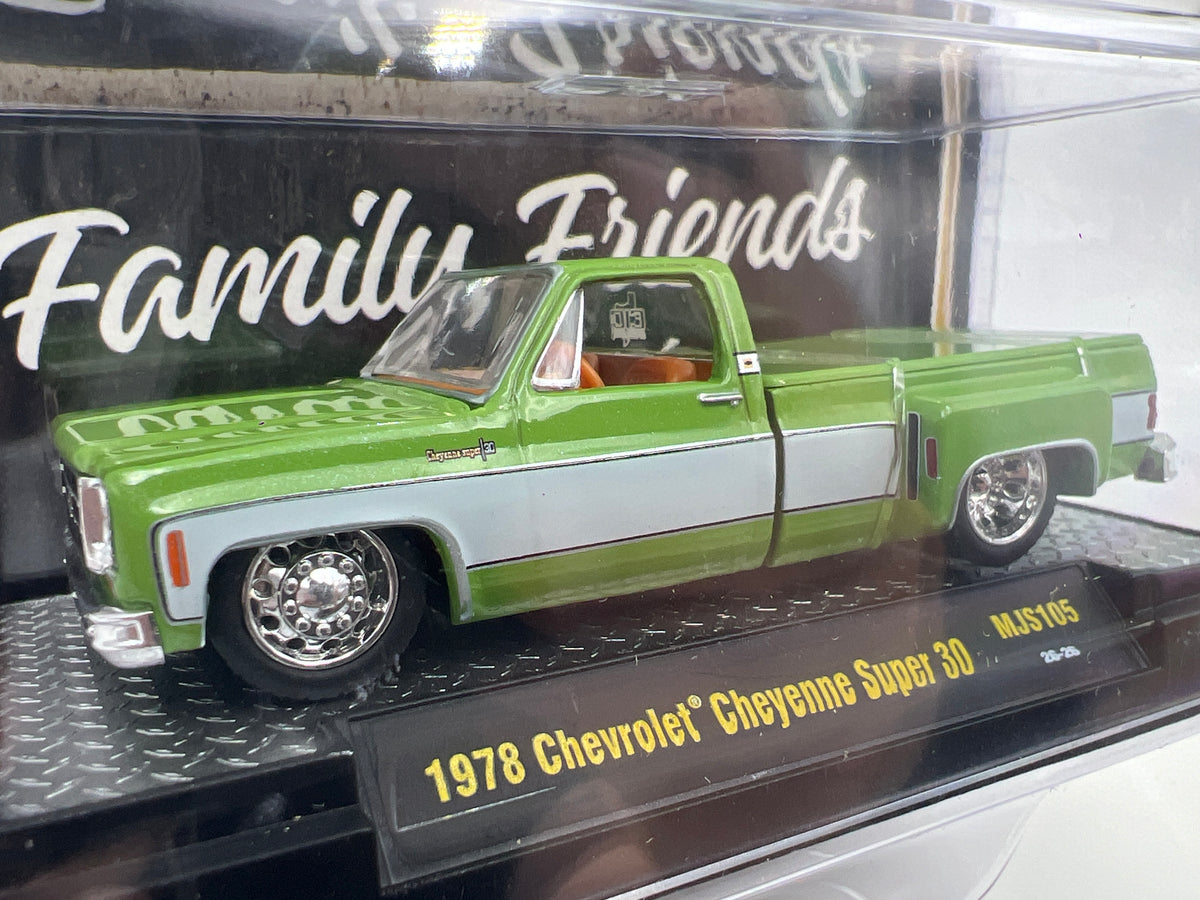 M2 Machines MJS105 MiJo Exclusives C10s In The Park 1978 Chevrolet Cheyenne Super 30