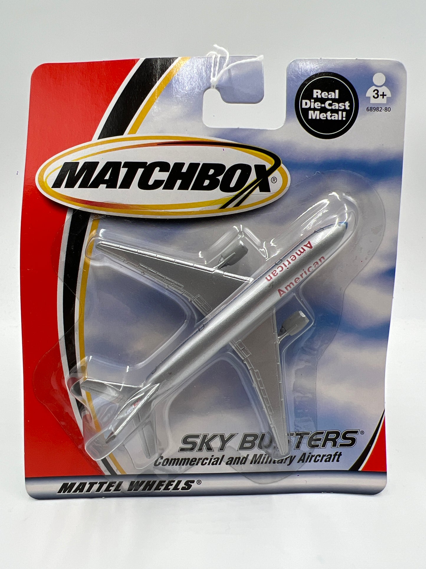 Matchbox Sky Busters Commercial American Airlines Boeing 777-200 Silver WW3
