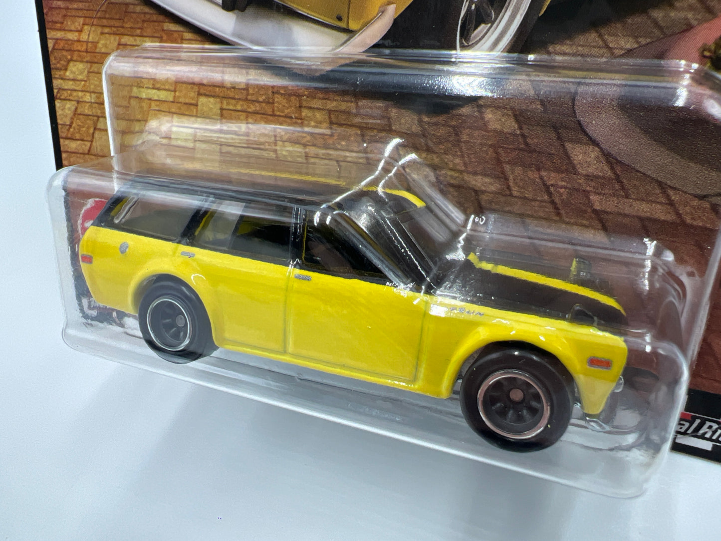 2025 Hot Wheels Premium Boulevard #124 Datsun 510 Wagon Black/Yellow 259C
