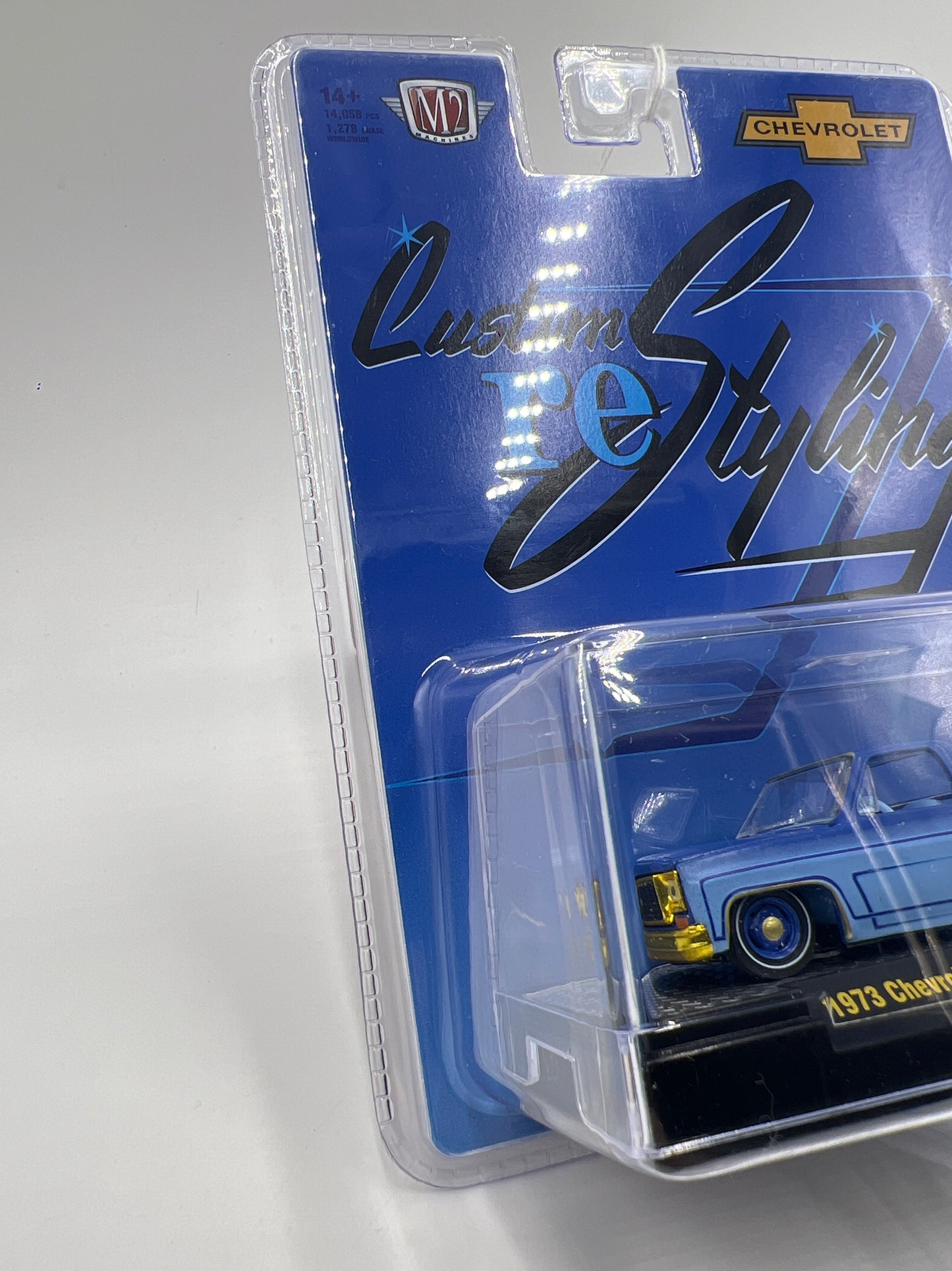 M2 Machines Hobby Exclusive CHASE Custom Restyling 1973 Chevrolet Cheyenne Super 10 HS71