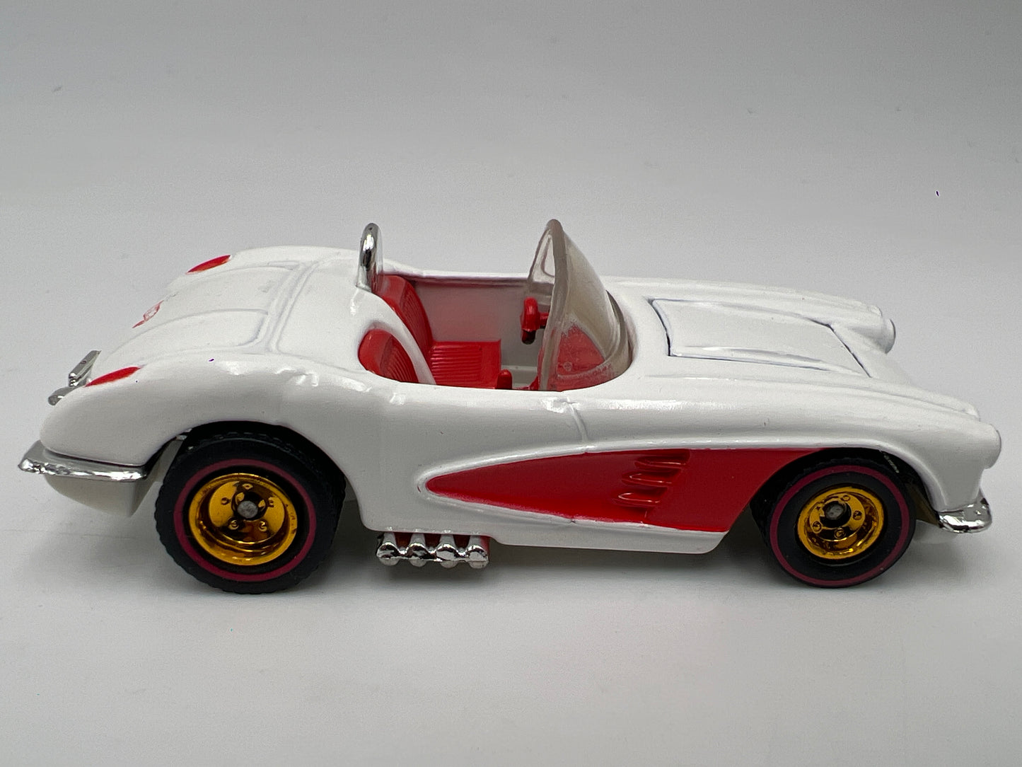 Hot Wheels FAO Schwarz History Of Hot Wheels II Set 58 Corvette White Loose