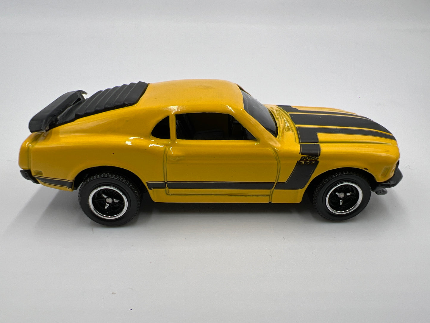 Matchbox 1/64 10 Pack Exclusive Ford Boss Mustang Yellow Loose