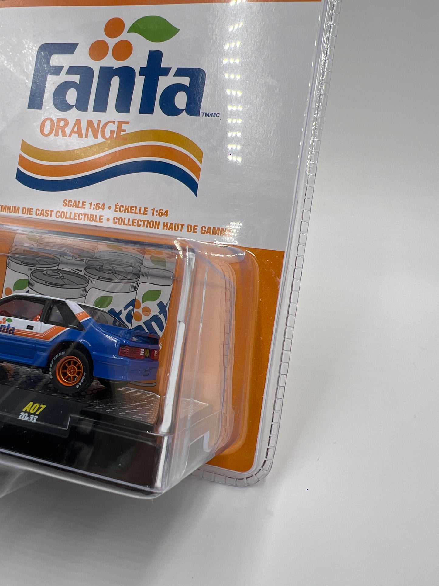 M2 Machines Fanta CHASE 1988 Ford Mustang GT A07