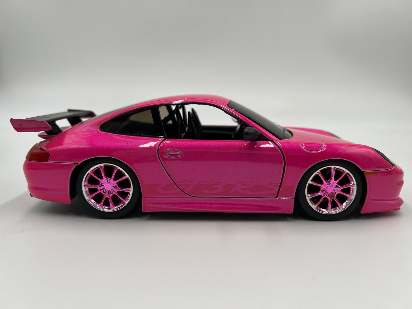 Jada Toys 1/24 Scale Pink Slips Porsche 911 GT3 RS Pink Loose