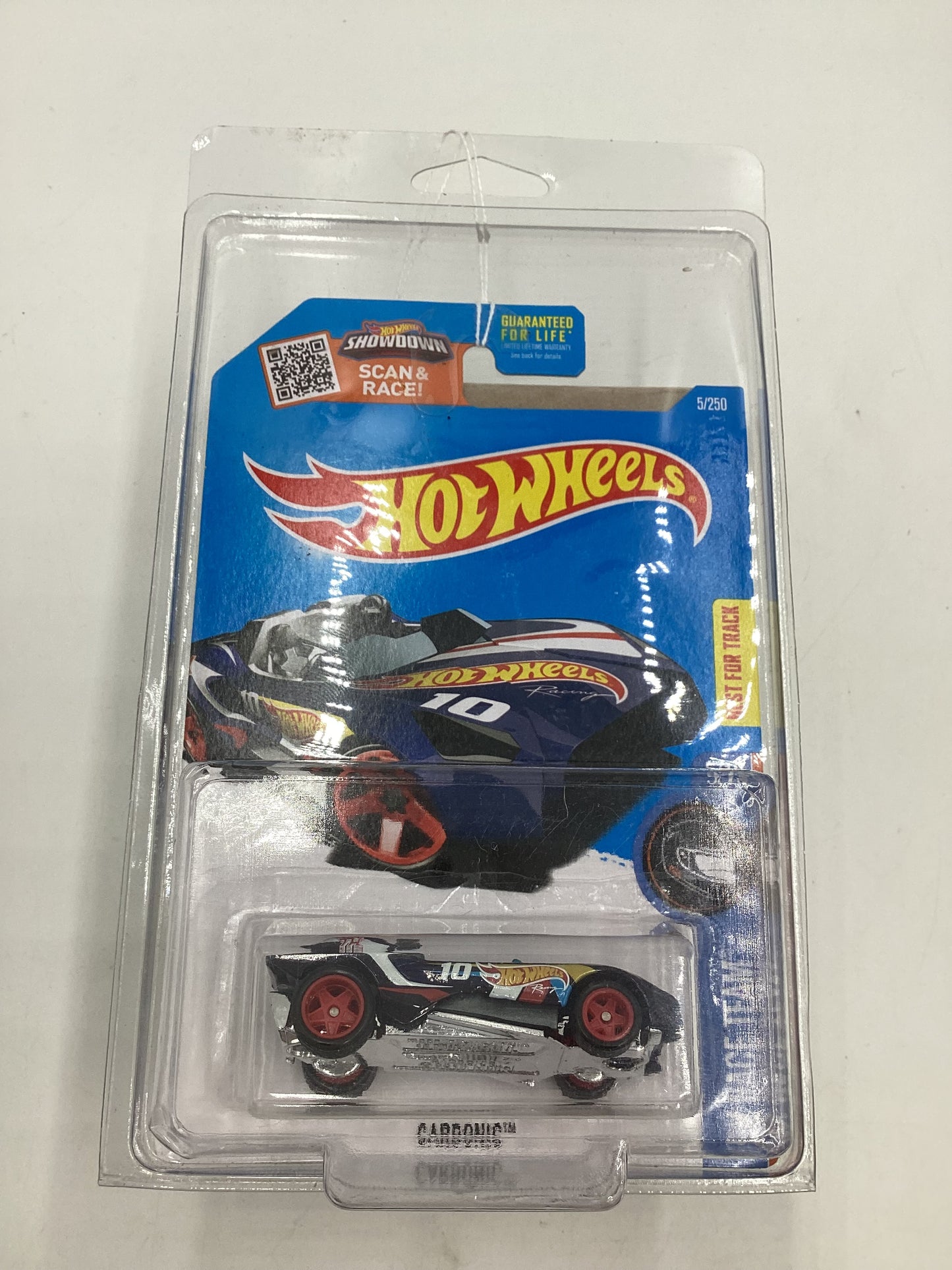 2016 Hot Wheels Super treasure hunt STH #5 Carbonic W/Protector