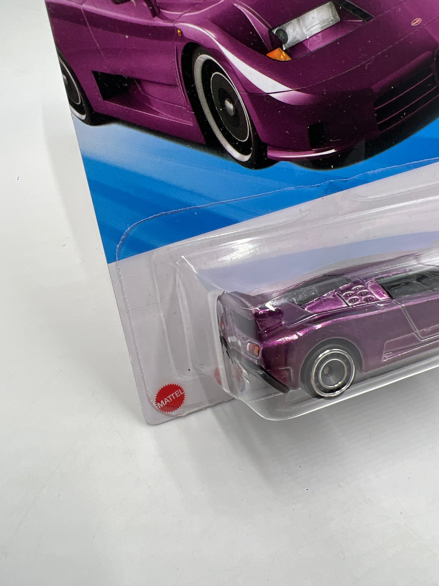 2025 Hot Wheels Super Treasure Hunt #221 94 Bugatti EB110 SS Purple W/Protector