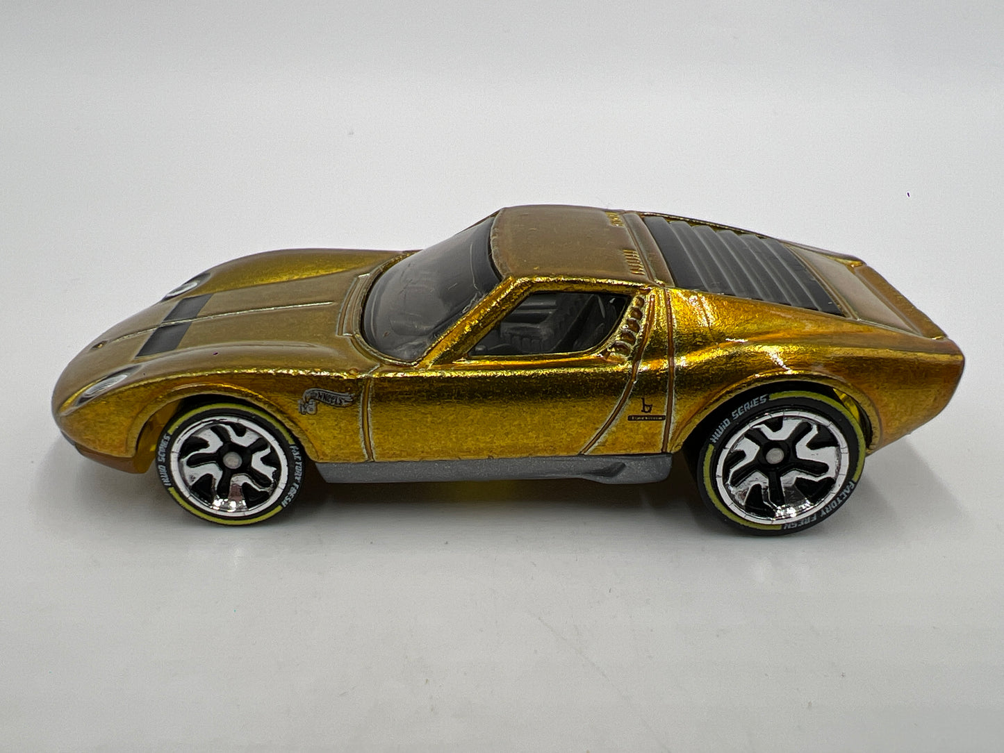 Hot Wheels iD Factory Fresh Series 1 #3 71 Lamborghini Miura P400 SV Gold
