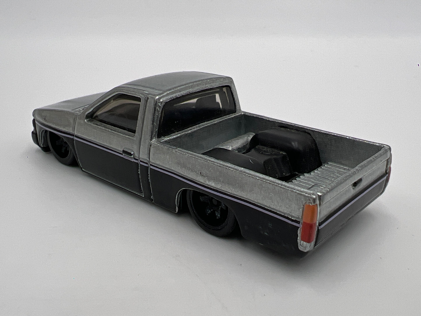 2025 Hot Wheels 1/64 Zamac Set 93 Nissan D21 Hardbody Pick-Up Loose CUSTOM