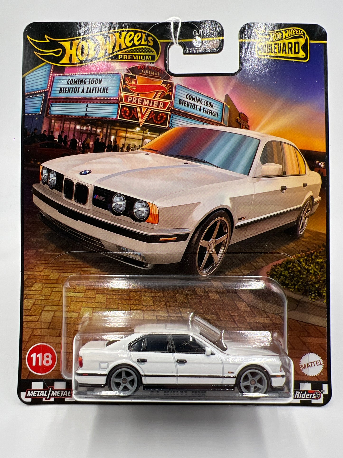 2025 Hot Wheels Premium Boulevard #118 91 BMW M5 White 263E