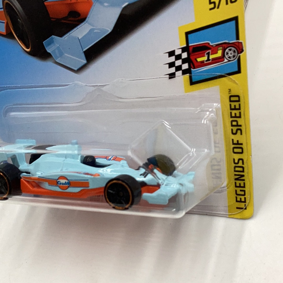 2018 Hot Wheels #123 Indy 500 Oval Gulf 61B